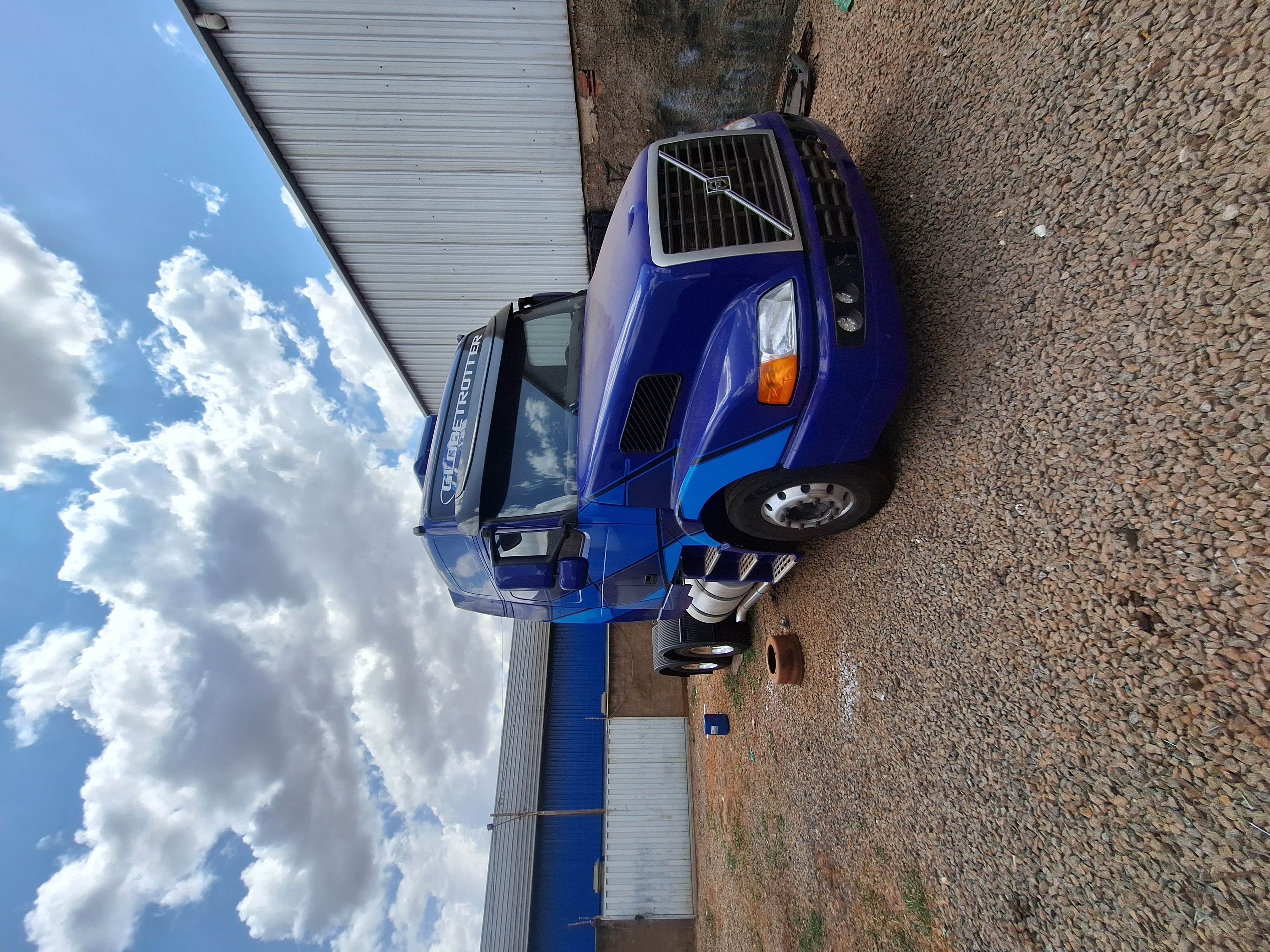 Volvo NH12 380