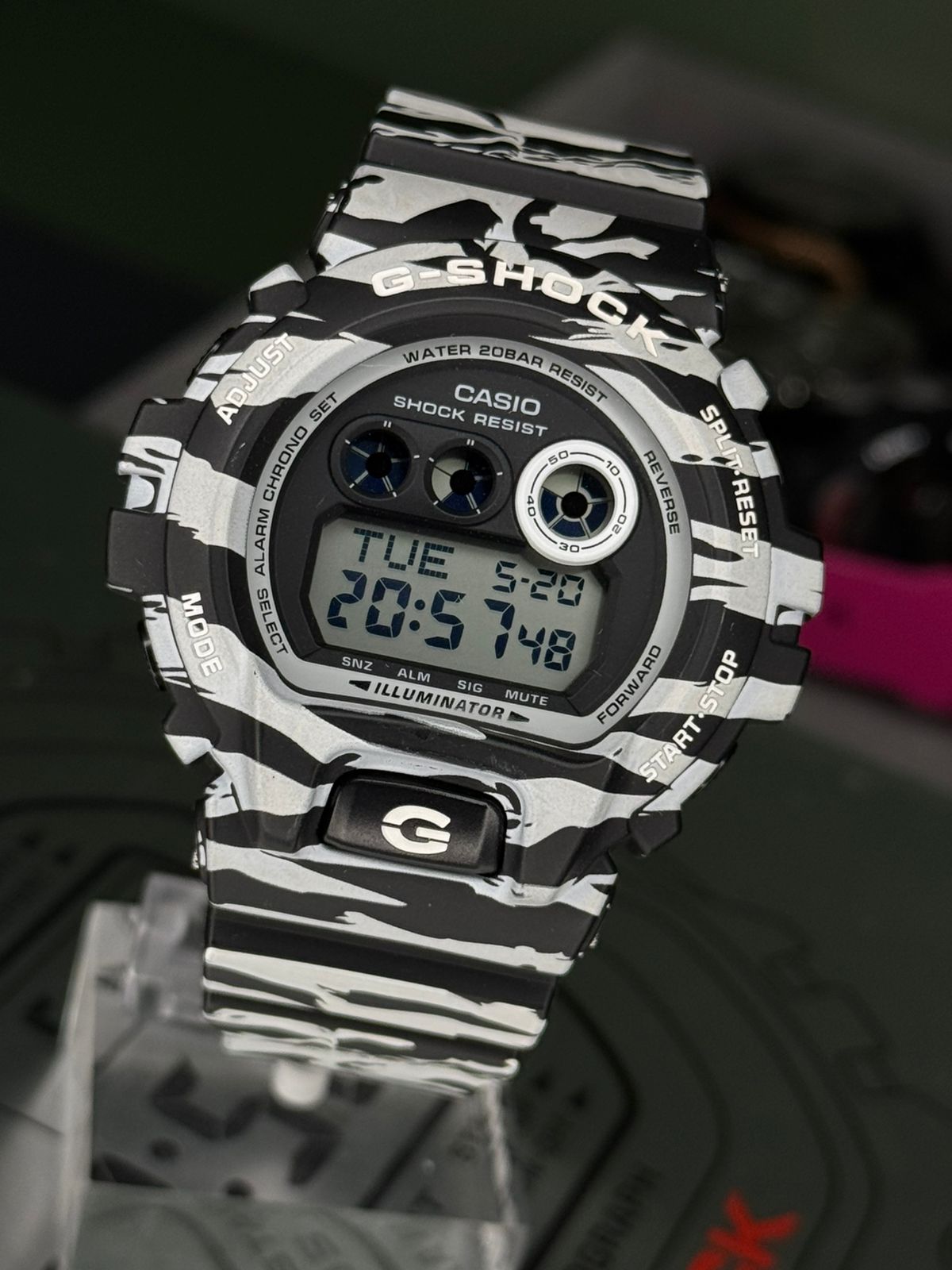 GD-X6900BW-1 TIGRE BRANCO
