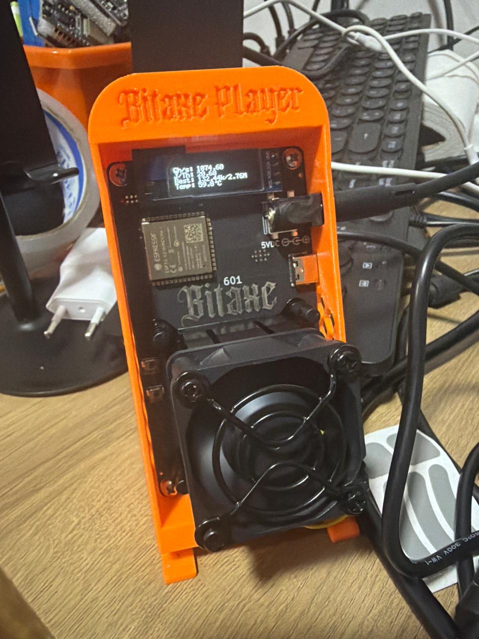 Bitaxe Gamma 601 1.2TH - Nova