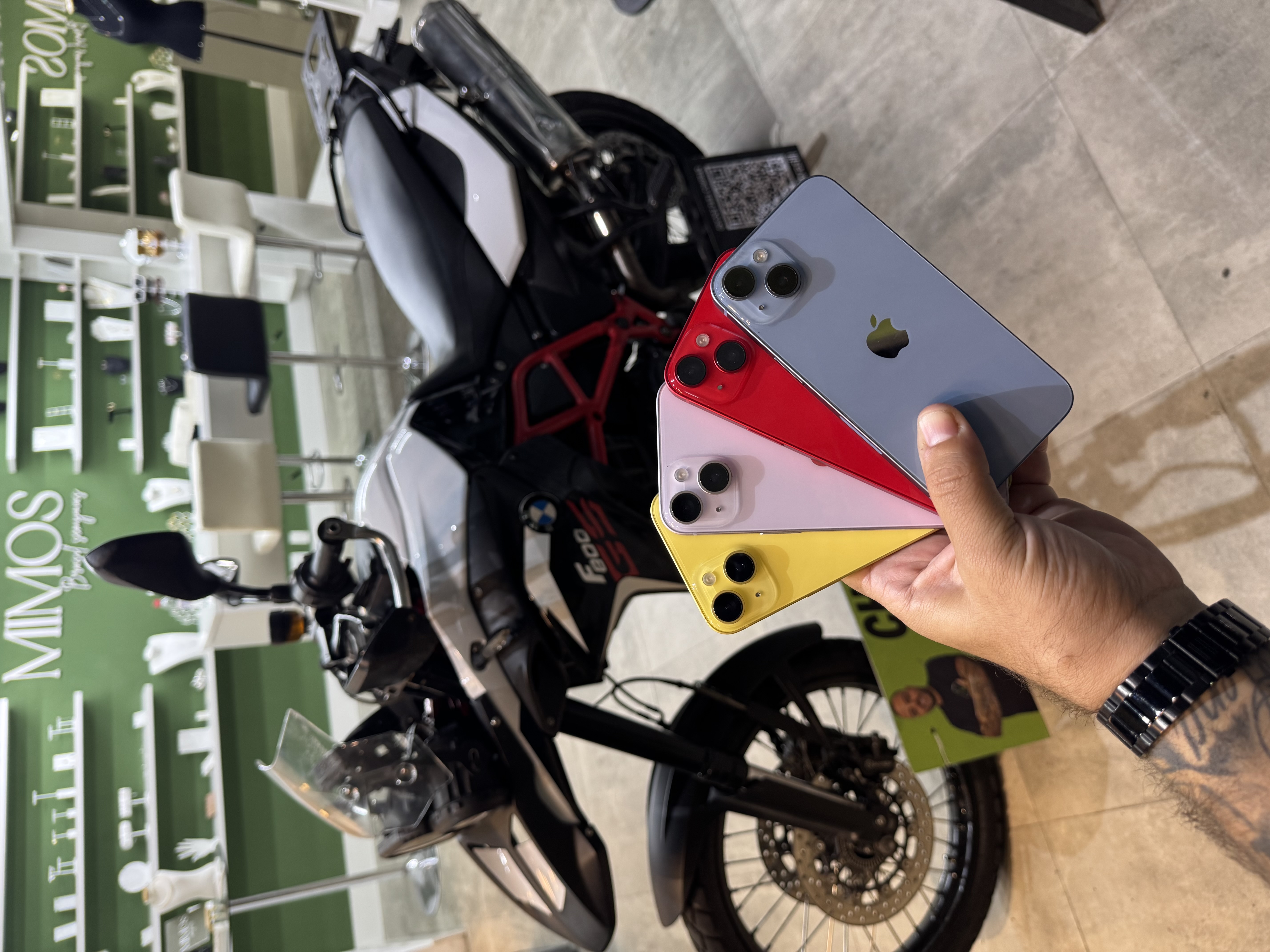 iPhone 14 128 ou 2k pix