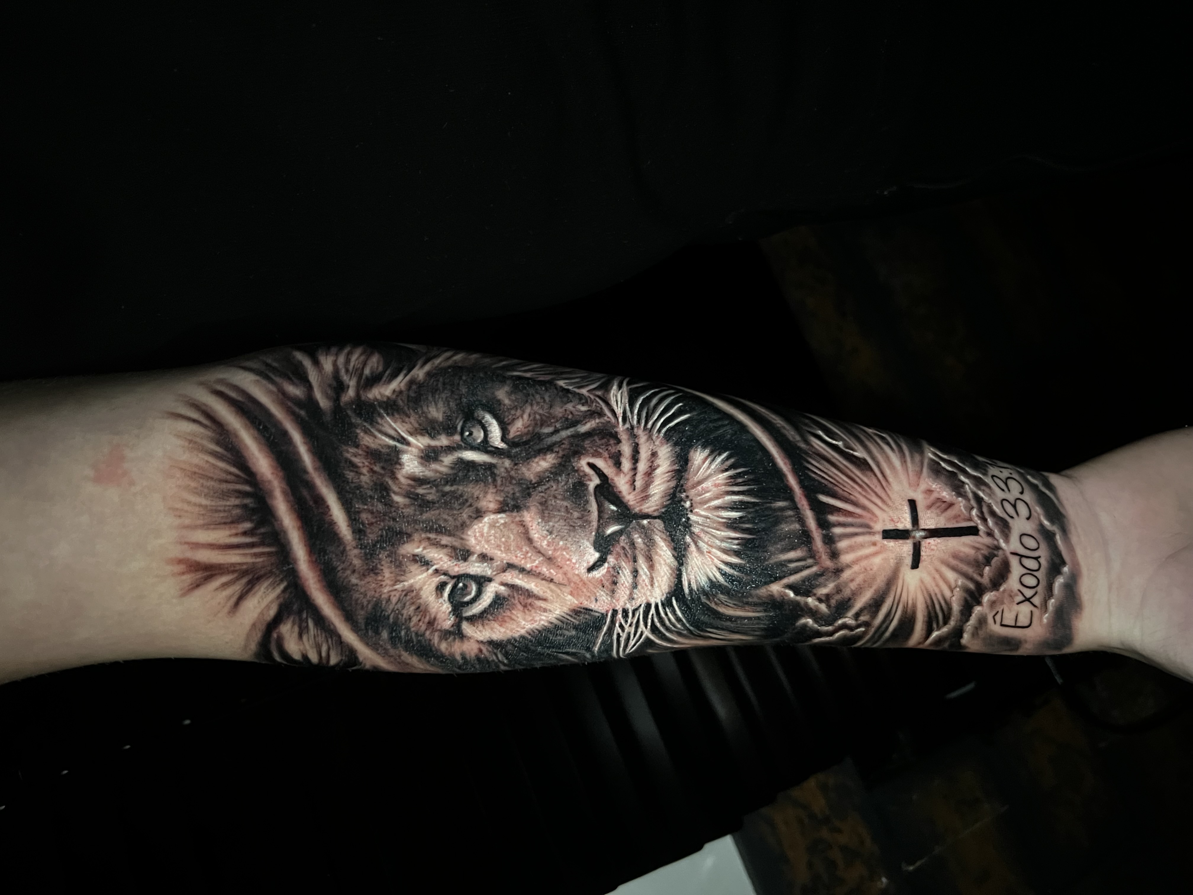 Uma tatuagem de 1500 ou 500 no pix