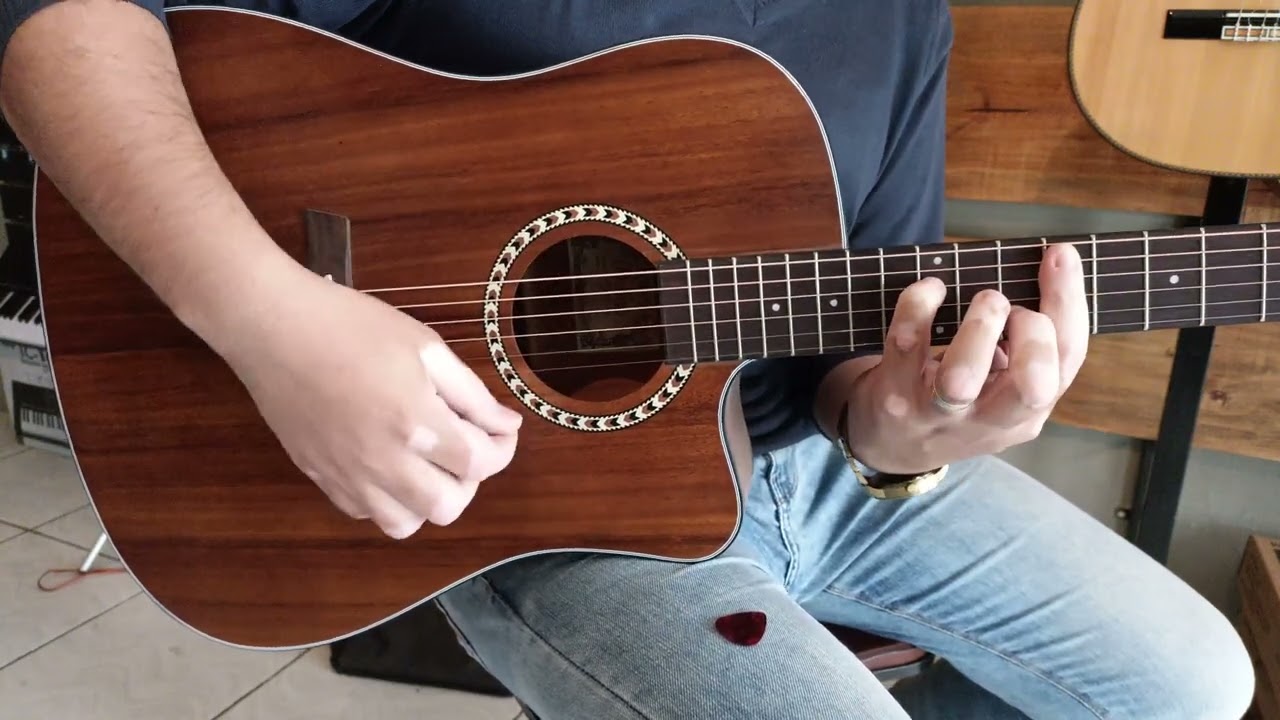 VIOLÃO EQUIPE DE LOUVOR ( IPVG SEDE )